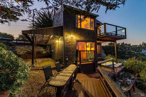 2020 Sandpiper Court, Bodega Bay, CA 94923