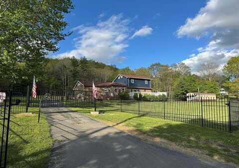 165 Hughes Rd, DANIELS, WV 25832