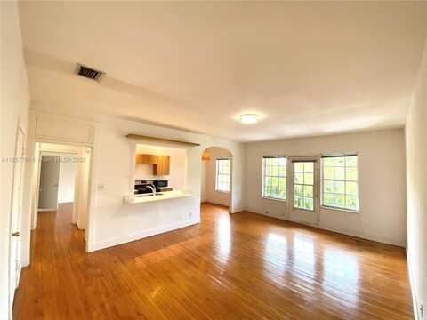 700 W 51st St, Miami Beach, FL 33140