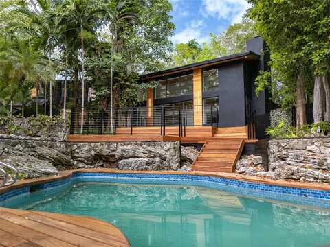 6525 SW 133rd Dr, Pinecrest, FL 33156