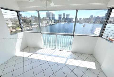 462 Golden Isles Dr, Hallandale Beach, FL 33009
