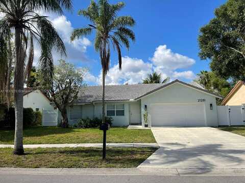 21281 Hazelwood Ln, Boca Raton, FL 33428