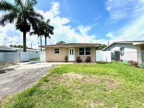 827 SW 3rd St, Florida City, FL 33034