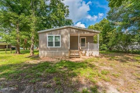 950 9th Avenue, Graceville, FL 32440