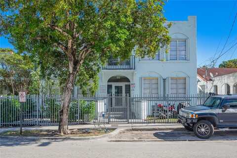 301 SW 10th Ave, Miami, FL 33130