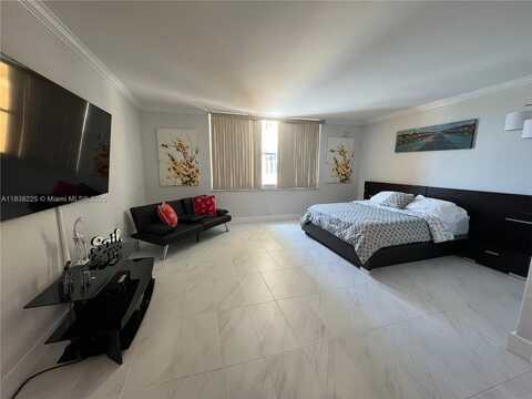 2501 S Osean Dr, Hollywood, FL 33019