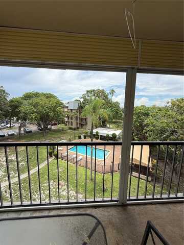 5961 N Falls Cir Dr, Lauderhill, FL 33319