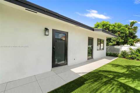 2442 SW 3rd St, Miami, FL 33135