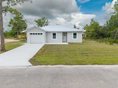 323 Garfield Ave NE, Lake Placid, FL 33852