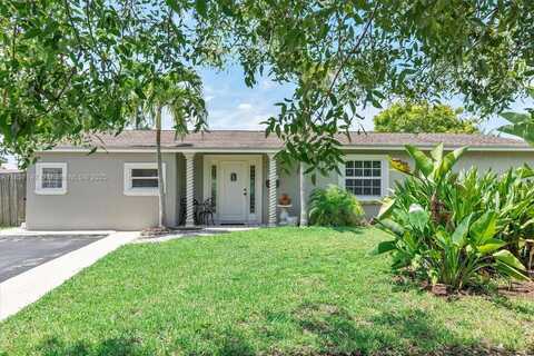65 NE 209th Ter, Miami Gardens, FL 33179