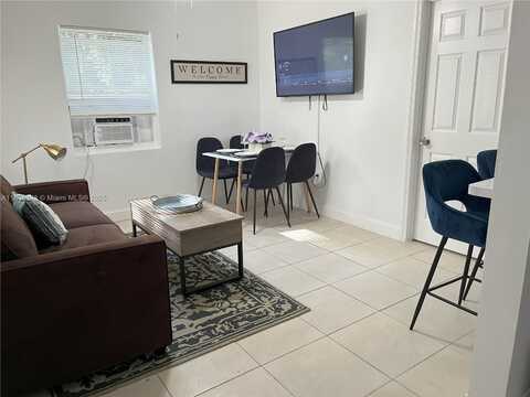 1040 SW 28th St, Fort Lauderdale, FL 33315