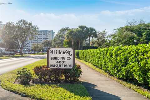 4001 Hillcrest Dr, Hollywood, FL 33021