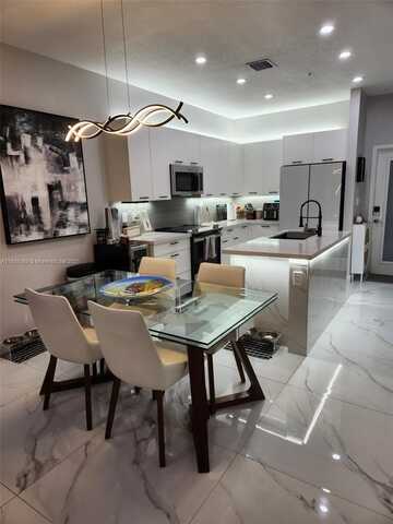 undefined, Doral, FL 33166