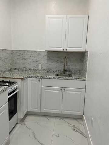 undefined, Miami, FL 33170