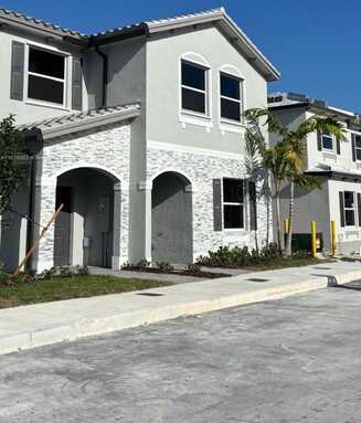 151 SE 11th Ave, Florida City, FL 33034