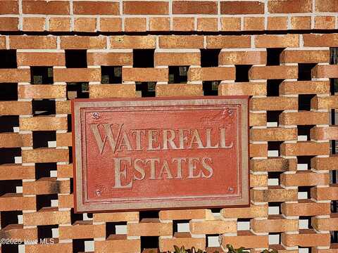 38 Waterfall Lane, Whiteville, NC 28472