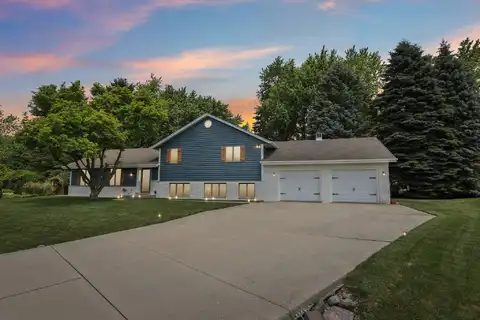 8220 W Red Pine Cir, Mount Pleasant, WI 53406