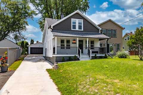 25621 S Wind Lake Rd, Waterford, WI 53185