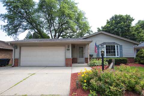 8703 W Eckel Ln, West Allis, WI 53227