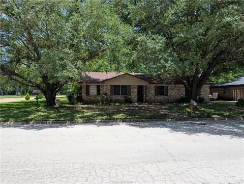 812 Victoria Street, Navasota, TX 77868