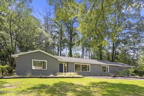 3950 Eastline Drive, Jackson, MS 39211