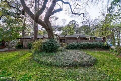 3809 Montrose Circle, Jackson, MS 39216