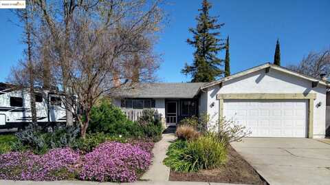 1998 Chardonnay Dr, Oakley, CA 94561