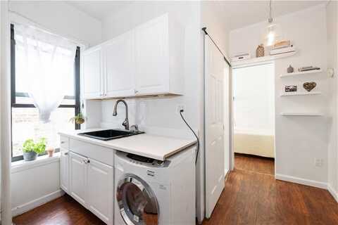 339 Bedford Avenue, Brooklyn, NY 11211