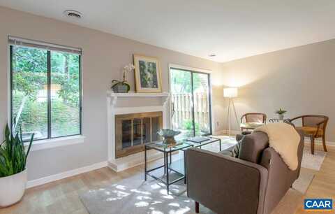 943 SOUTHAMPTON DR, CHARLOTTESVILLE, VA 22901
