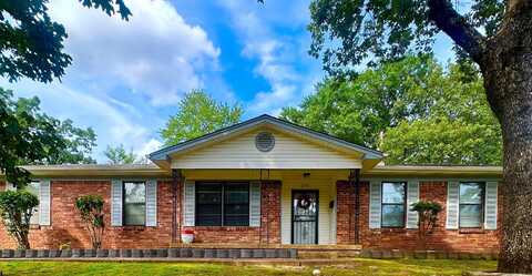 205 Windhill Dr, North Little Rock, AR 72118