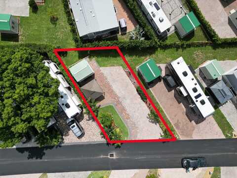 2428 PALM STREET, CLERMONT, FL 34714