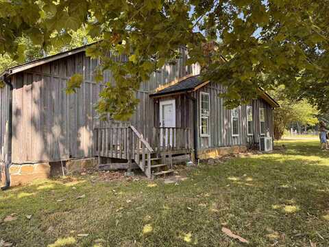 4 Simmons loop, Rose Bud, AR 72137