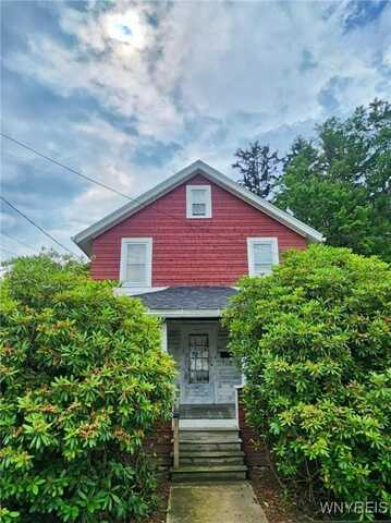 24 Jackson Avenue, Salamanca, NY 14779