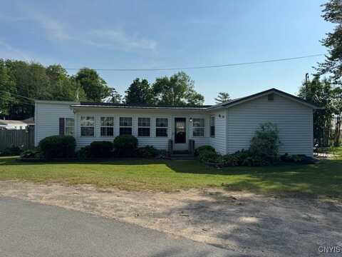 47063 Carnegie Bay Rd, Alexandria Bay, NY 13607