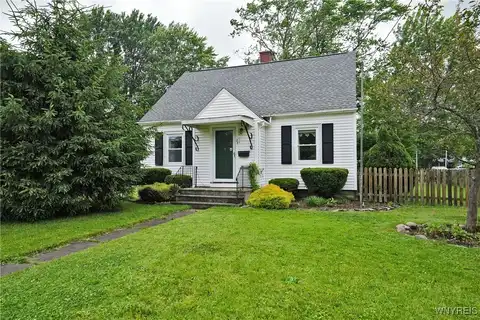 28 Huntington Court, Hamburg, NY 14075