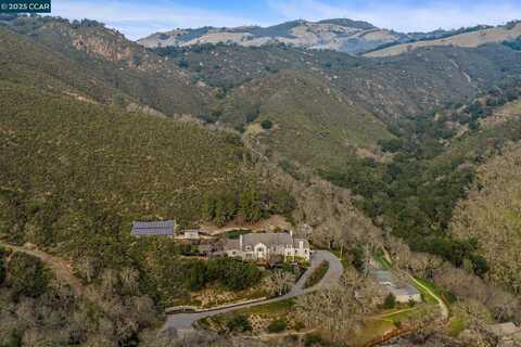 2420 Diablo Lakes Ln, Diablo, CA 94528