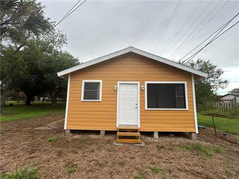 309 S Baxter Street, Premont, TX 78375