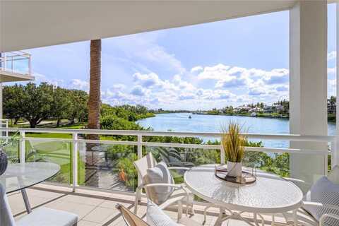 225 SANDS POINT ROAD, LONGBOAT KEY, FL 34228