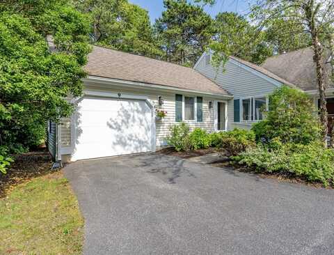 9 Pacific Avenue, Mashpee, MA 02649
