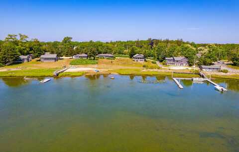 150 Old State Highway, Eastham, MA 02642