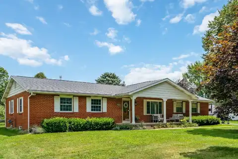 1018 Alton Darby Creek Road, Galloway, OH 43119