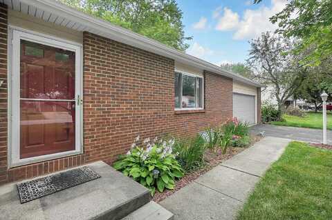 71 Cosmos Lane, Pataskala, OH 43062