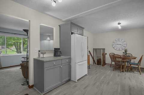 71 Cosmos Lane, Pataskala, OH 43062