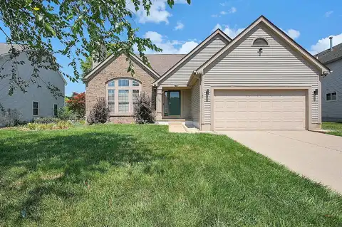7961 Pinehill Road, Lewis Center, OH 43035