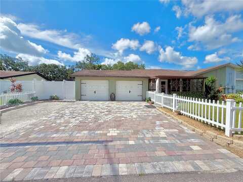 10208 TURTLE HILL COURT, TAMPA, FL 33615