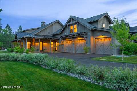 428 W Beach Ct, Dover, ID 83825