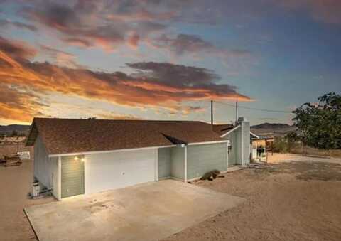 55540 Shannon Road, Landers, CA 92285