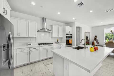 39779 Alba Way, Palm Desert, CA 92211