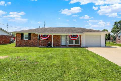 2630 Flintwood Drive, Columbus, IN 47203