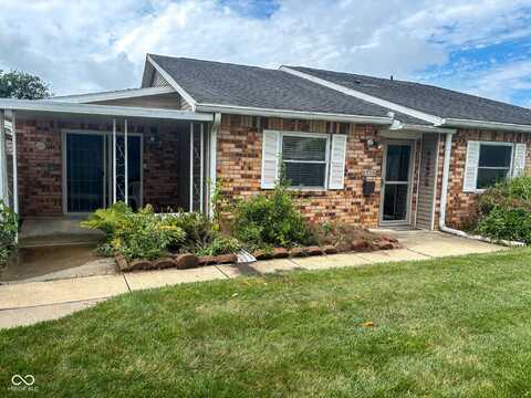 2770 Two Worlds Drive, Columbus, IN 47201